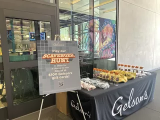 The scavenger hunt and welcome table